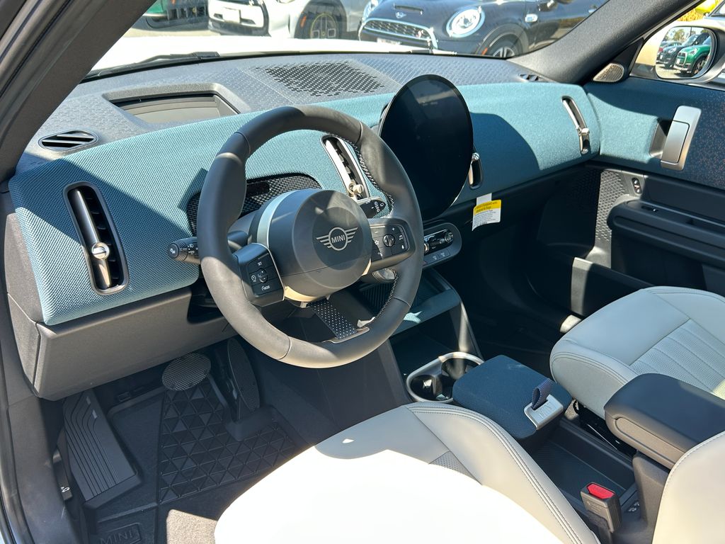 Thumbnail: 2025 MINI Cooper Countryman - 13