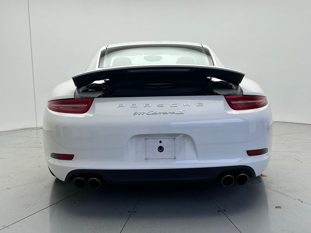 Thumbnail: 2012 Porsche 911 - 20