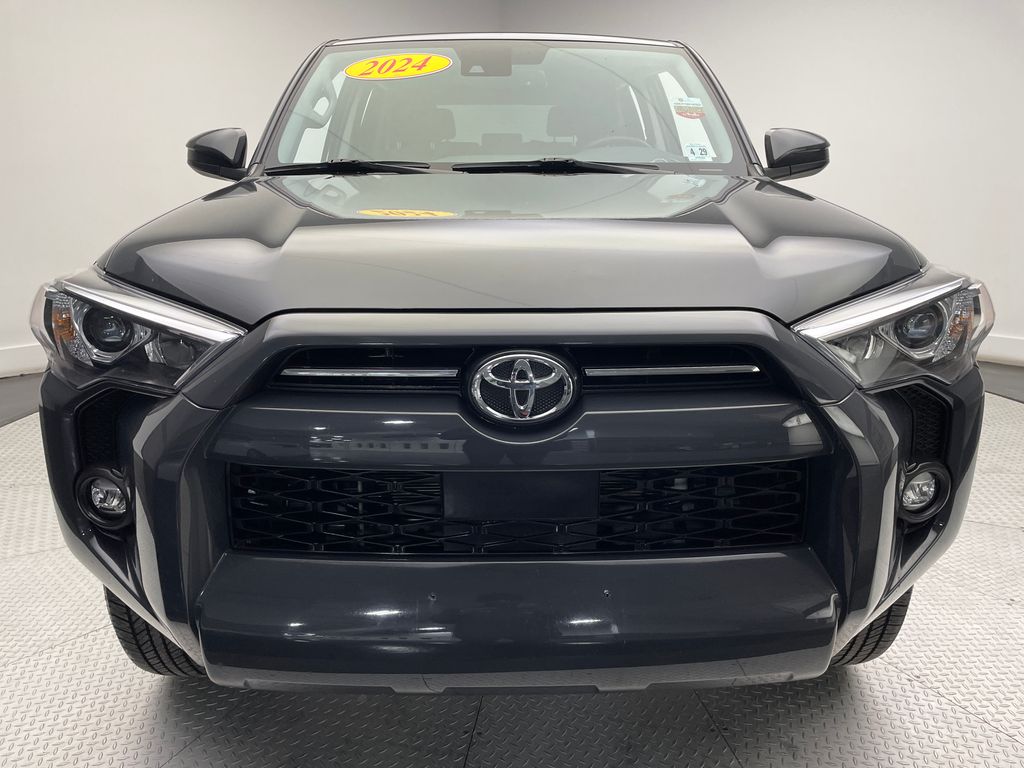 2024 Toyota 4Runner SR5 2