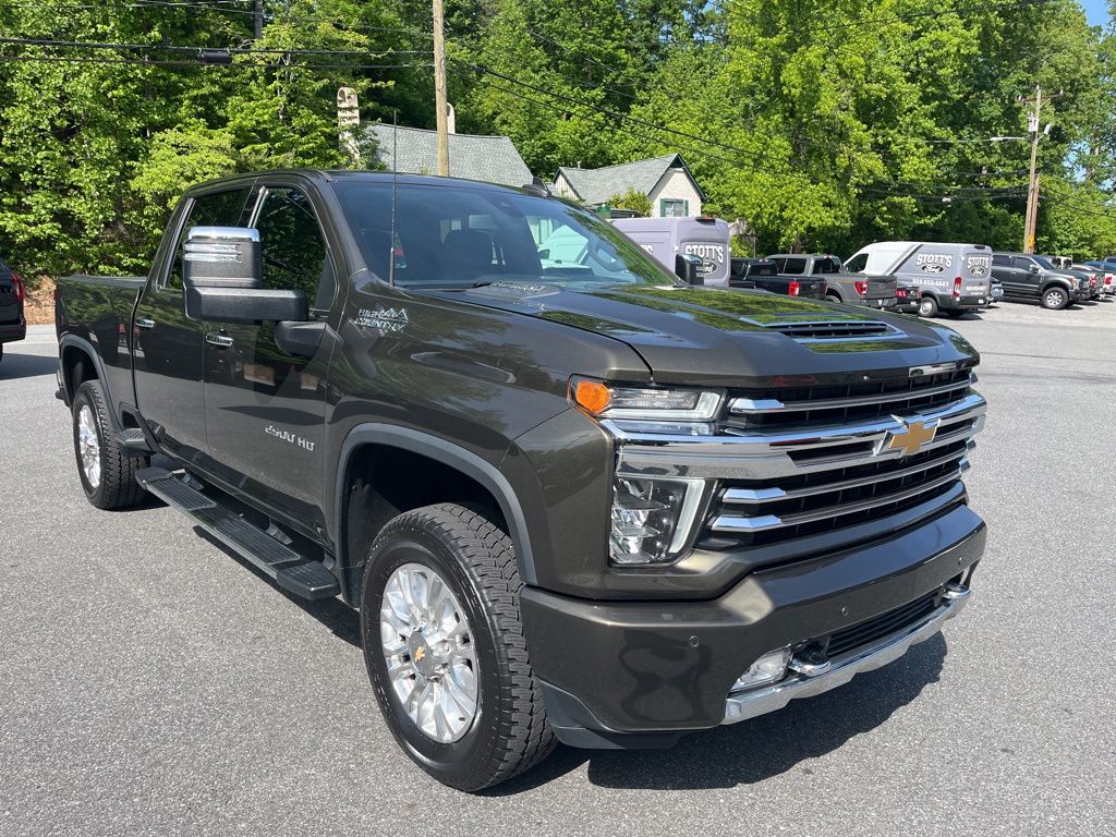 Greenstone Metallic 2022 Chevrolet Silverado 2500HD High Country Crew Cab 4WD Pickup Truck Four-Wheel Drive Automatic