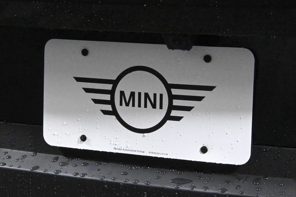 2025 MINI Cooper Countryman Base 14