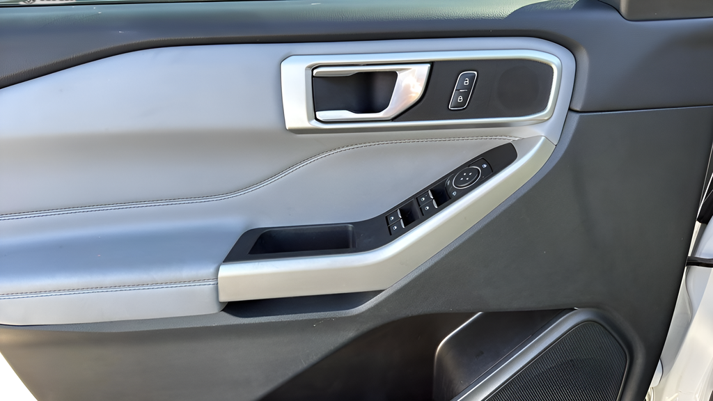 Used Car 2023 Ford Explorer  Xlt For Sale Under $30,000 In Austin, Texas