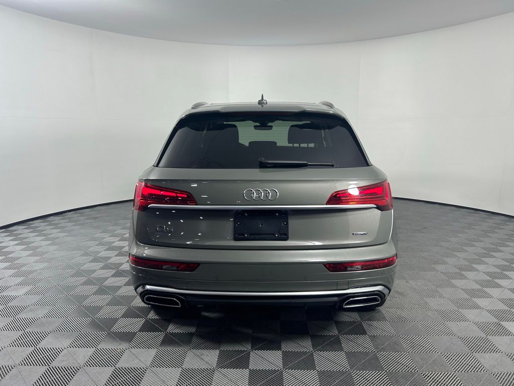 Thumbnail: 2023 Audi Q5 - 6