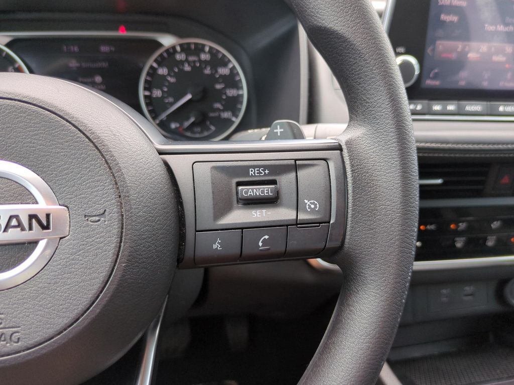Used 2021 Red Nissan S image 19