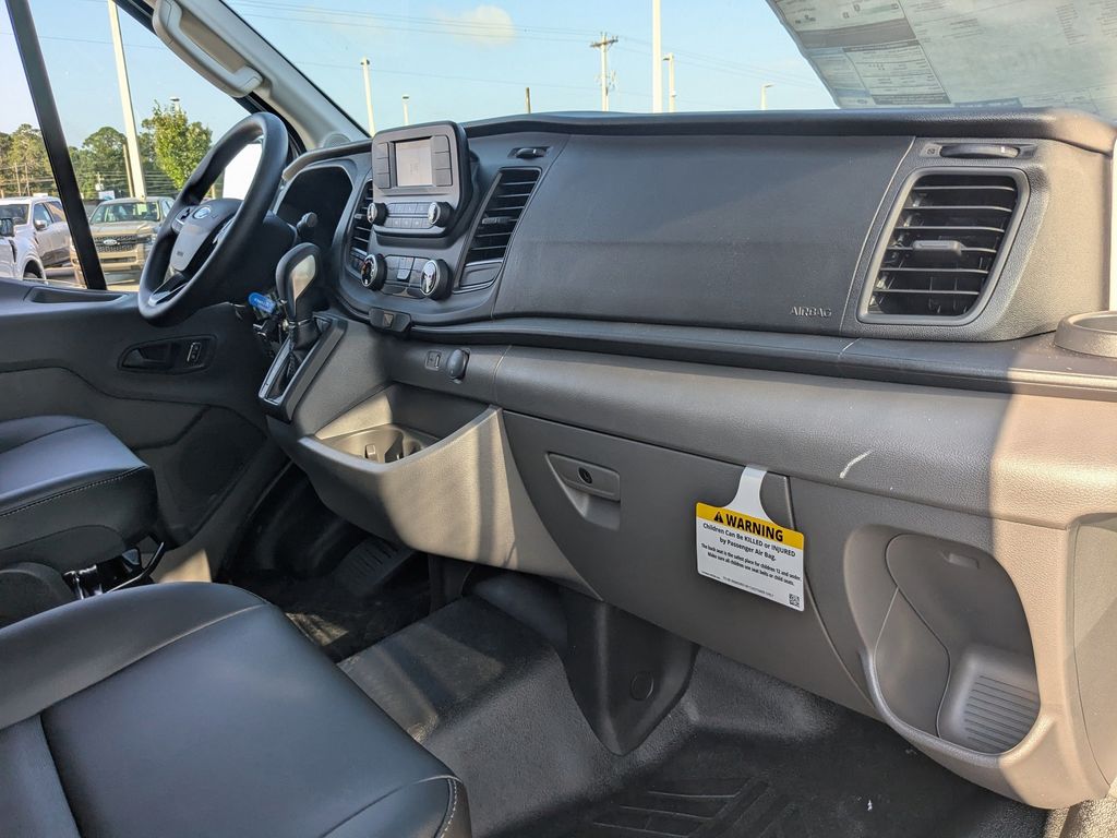 2025 Ford Transit 250