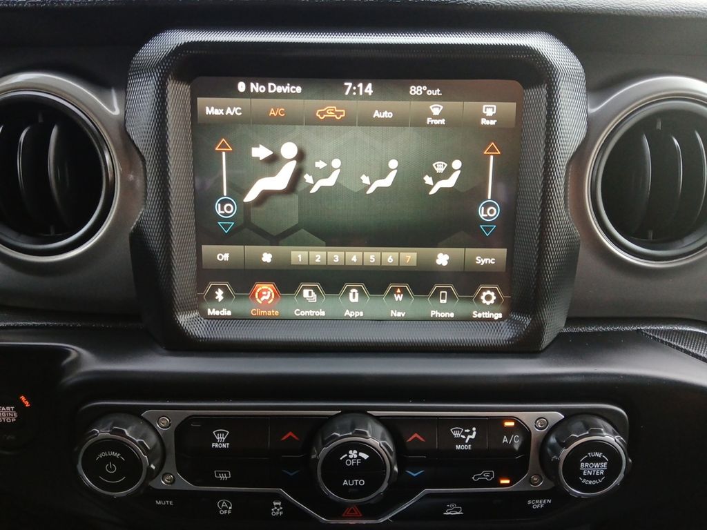 Used Car 2023 Jeep Gladiator  Texas Trail For Sale Under $35,000 In Austin, Texas