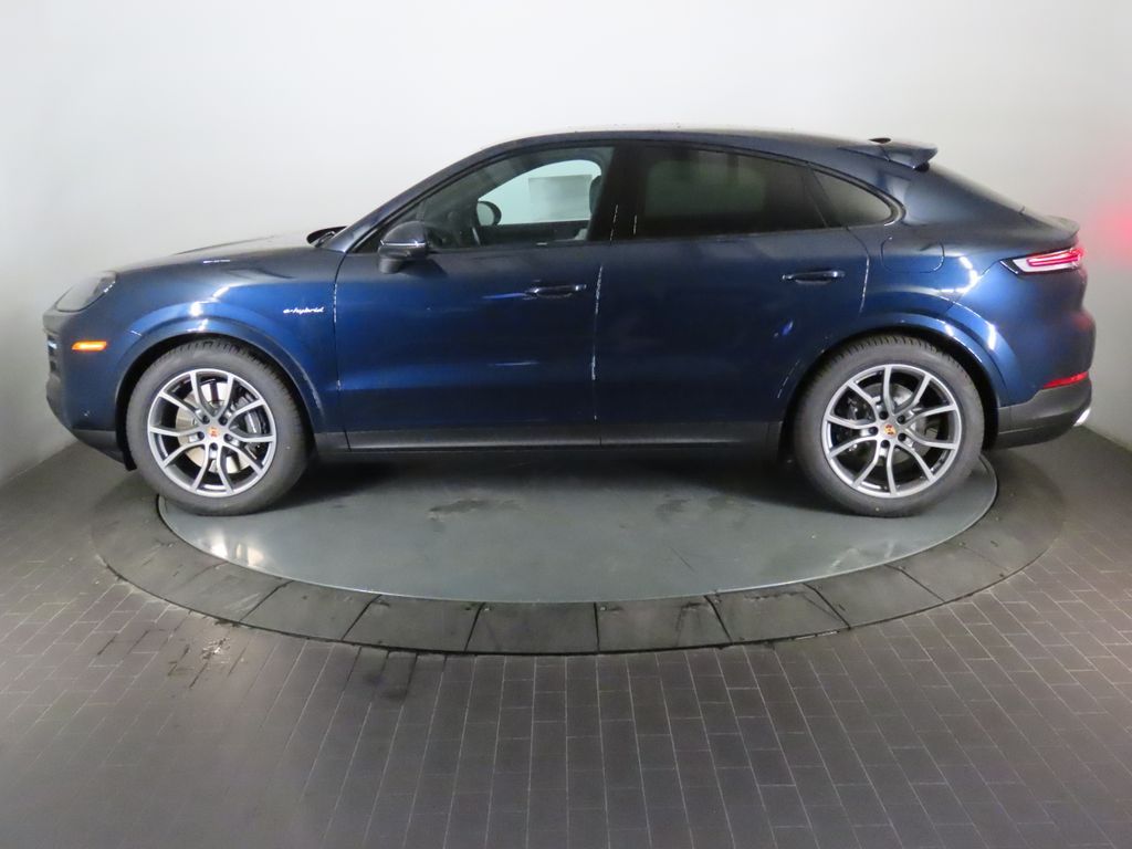 Thumbnail: 2026 Porsche  - 2