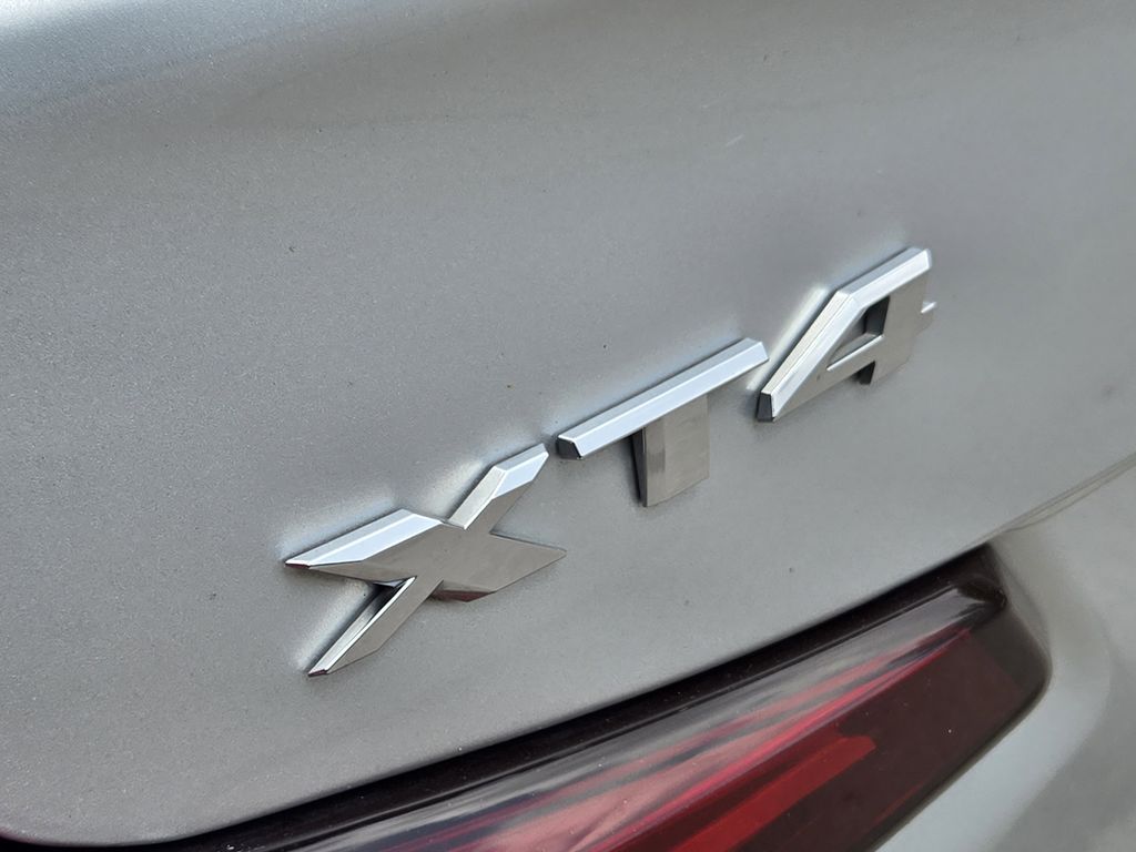 used 2021 Cadillac XT4 car, priced at $22,841