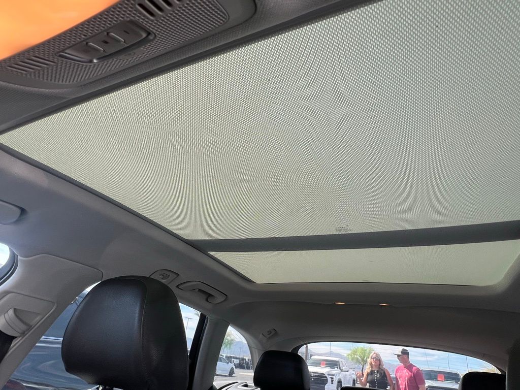 Thumbnail: 2014 Audi Allroad - 8