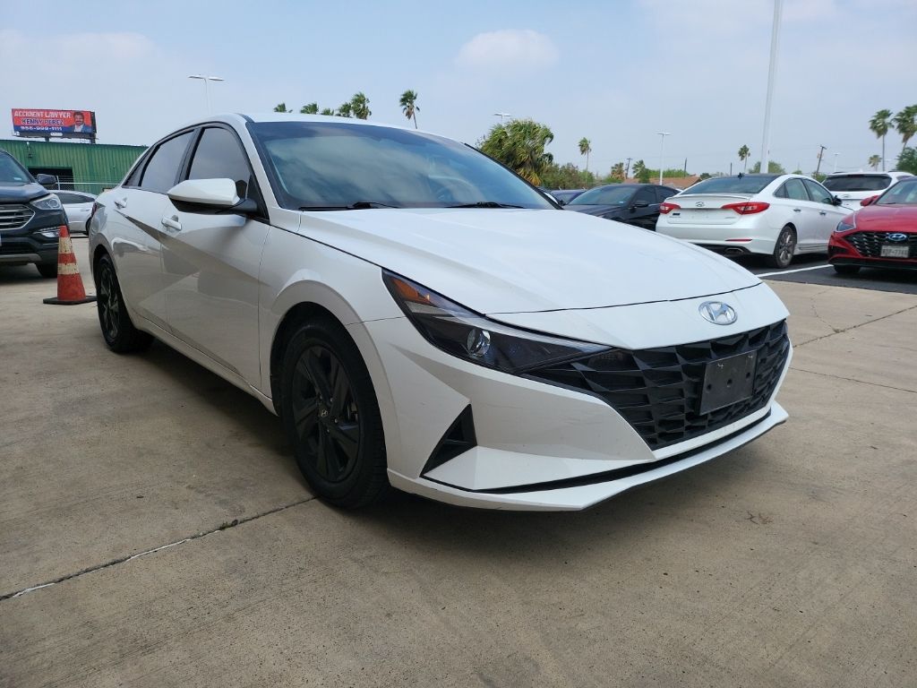2023 Hyundai Elantra SEL 5
