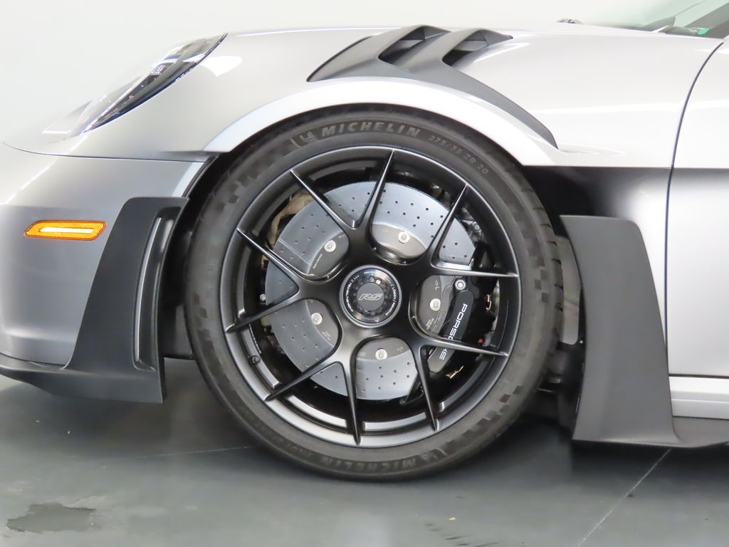 Thumbnail: 2025 Porsche 911 - 11