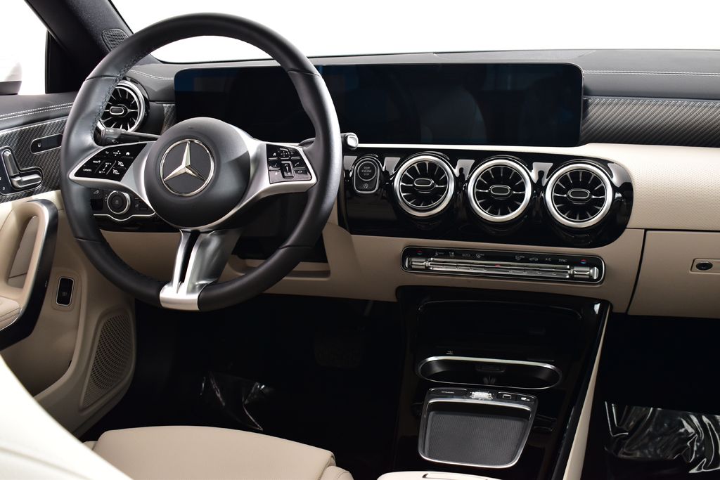 Thumbnail: 2025 Mercedes-Benz CLA - 18