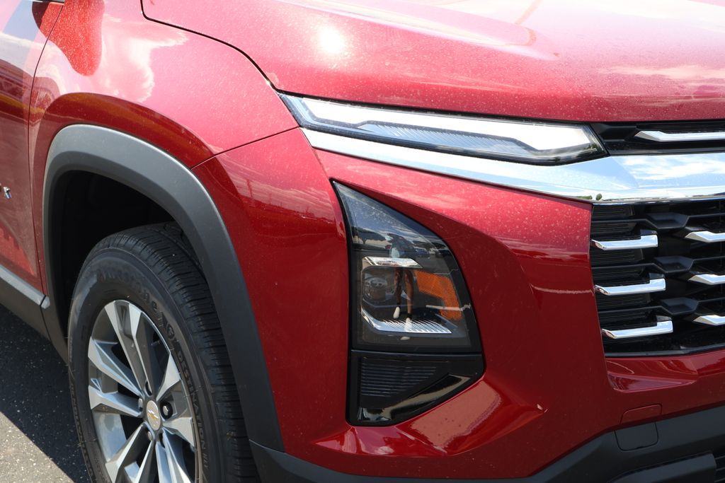 Thumbnail: 2026 Chevrolet Equinox - 3