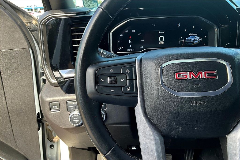 2025 GMC Sierra 1500 SLT - 11