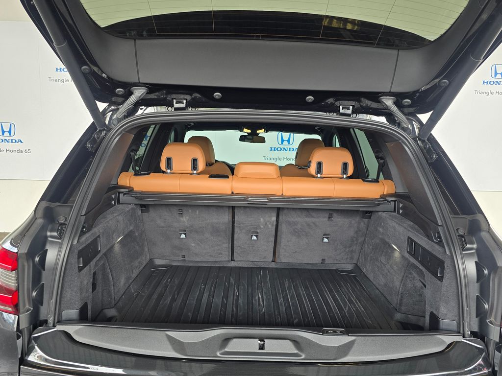 Thumbnail: 2023 BMW X5 - 8