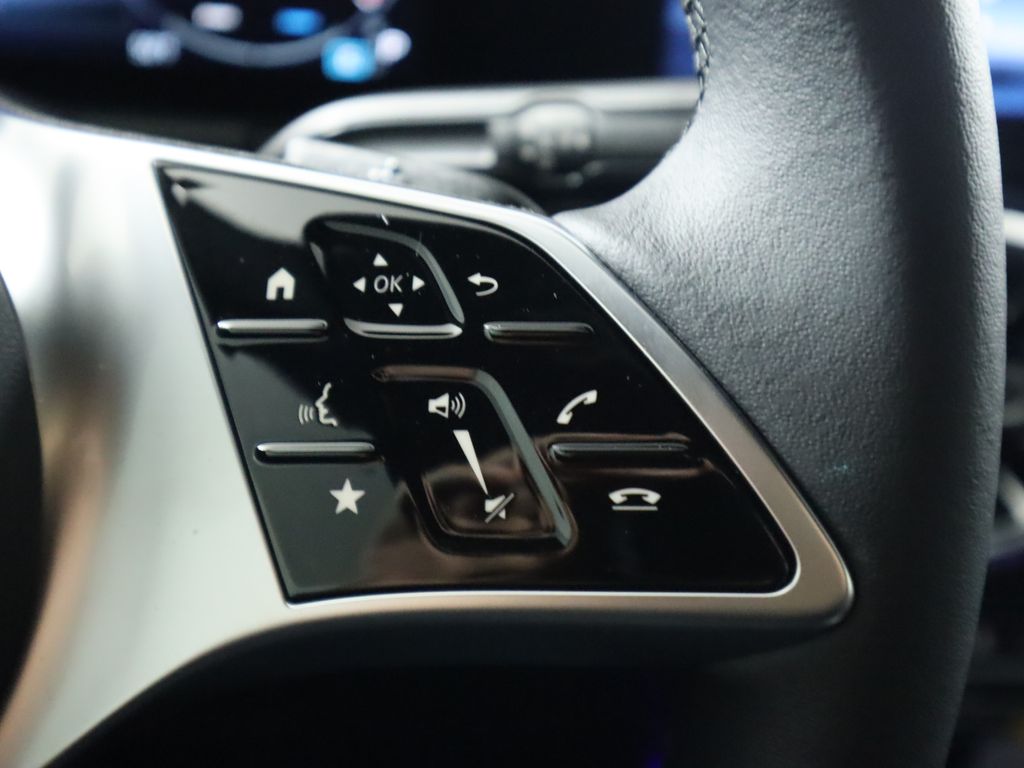 Thumbnail: 2025 Mercedes-Benz GLA - 12