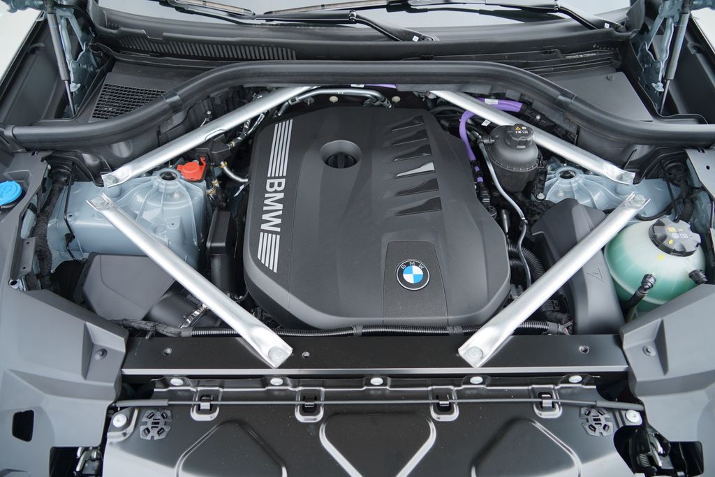 Thumbnail: 2026 BMW X5 - 20