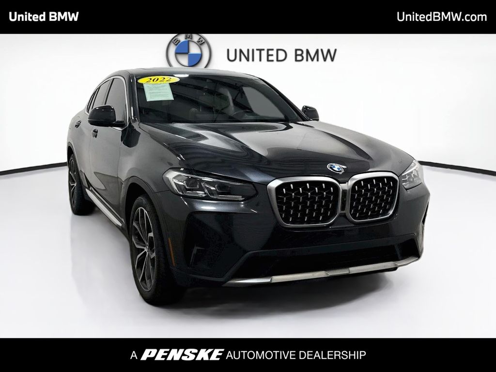 Thumbnail: 2022 BMW X4 - 3