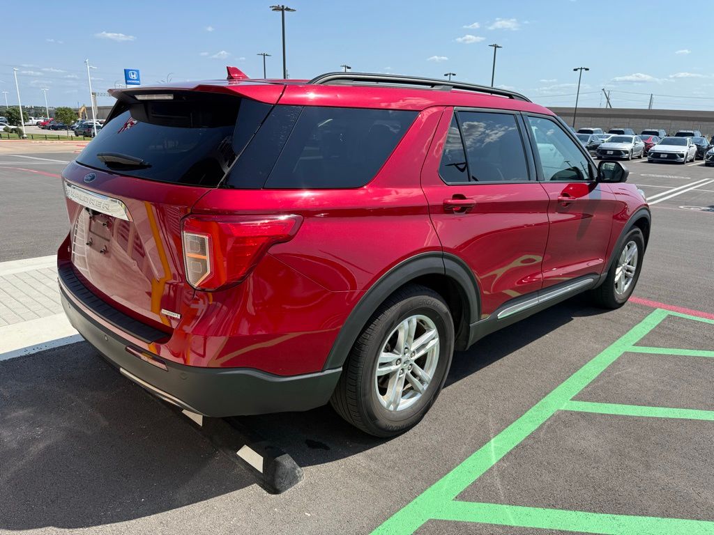 Thumbnail: 2020 Ford Explorer - 7