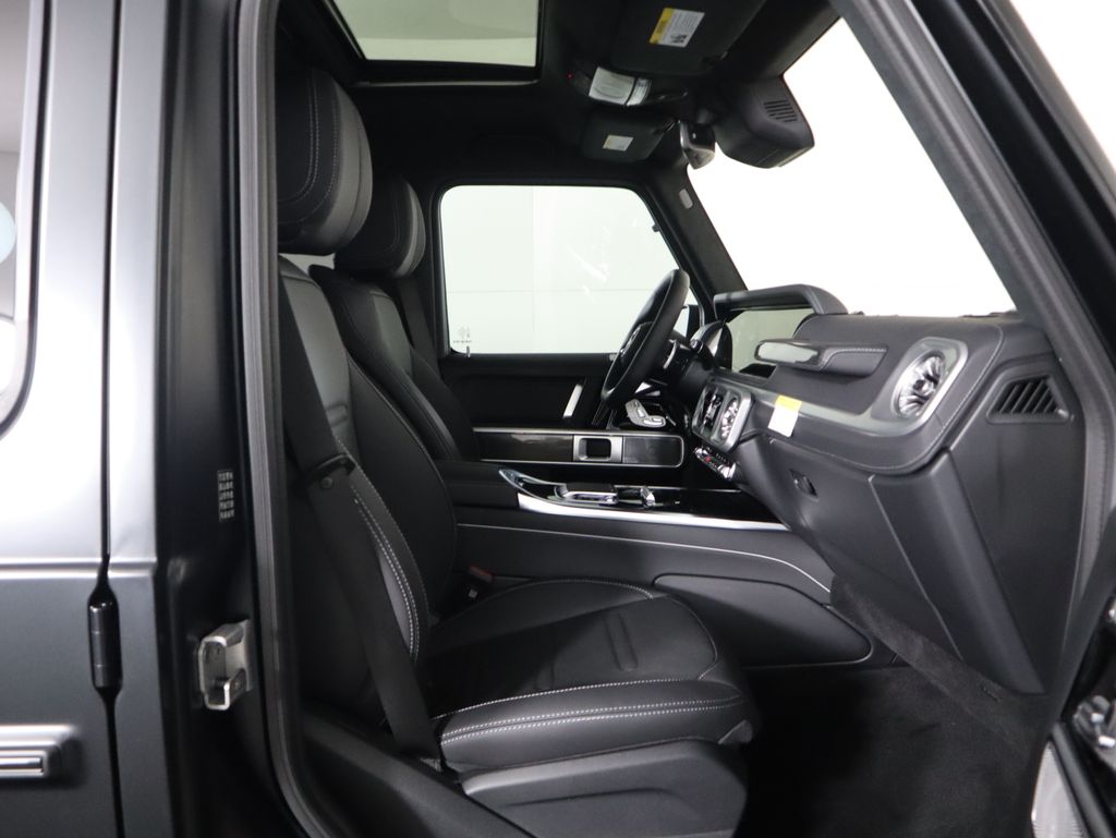Thumbnail: 2025 Mercedes-Benz G-Class - 22