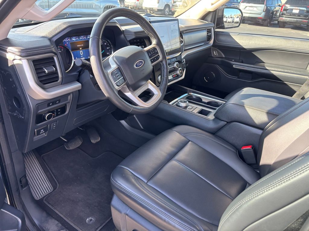 Used Car 2024 Ford Expedition  Xlt For Sale Under $50,000 In Austin, Texas