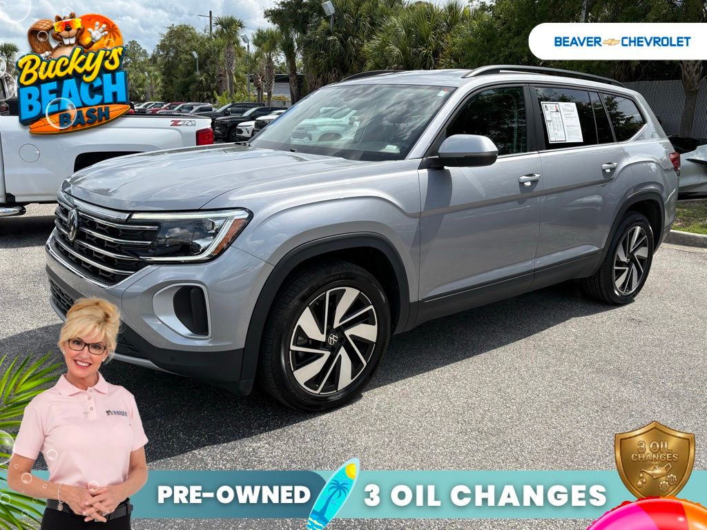 Silver Mist Metallic 2024 Volkswagen Atlas SE 4Motion with Technology SUV / Crossover All-Wheel Drive 8-Speed Automatic