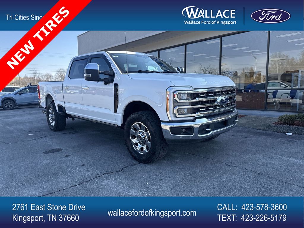 2023 Ford F-250 Super Duty Lariat Crew Cab 4WD