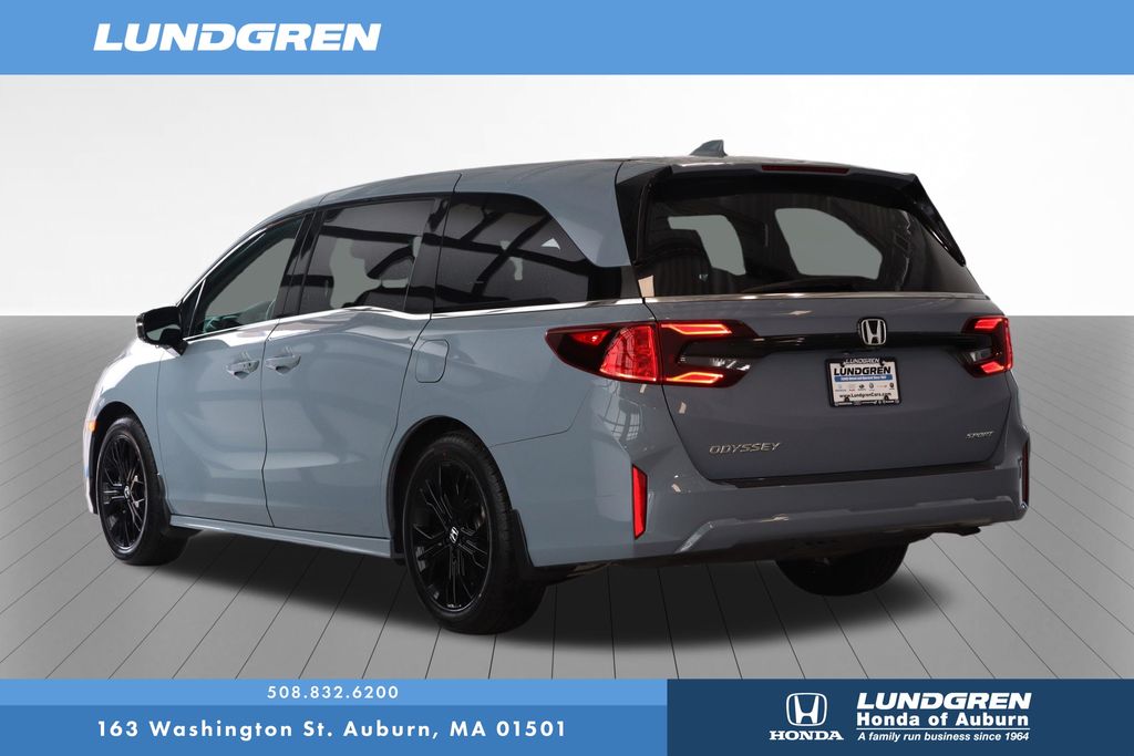 Used 2025 Honda Odyssey Van