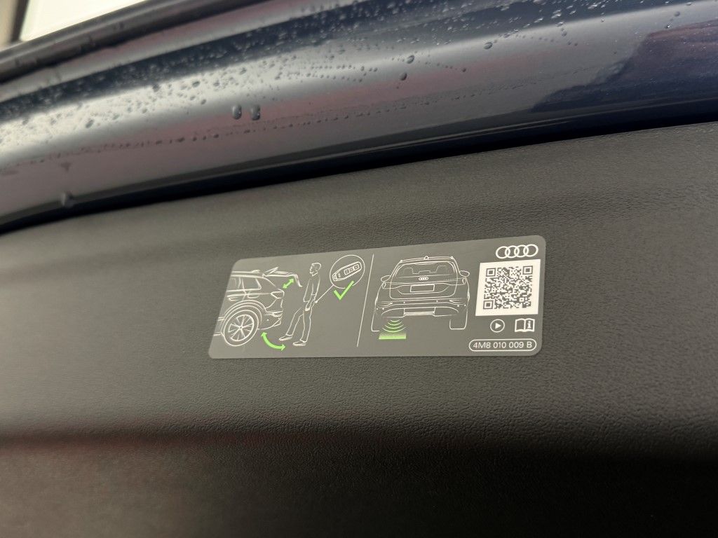 2025 Audi e-tron Premium 23