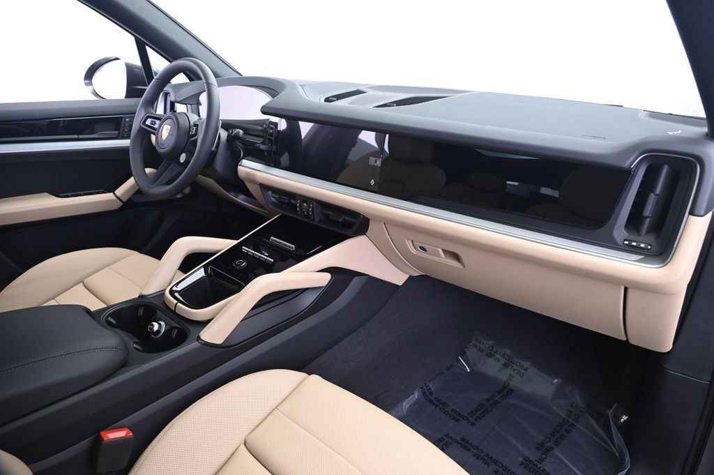 Thumbnail: 2025 Porsche Cayenne - 22
