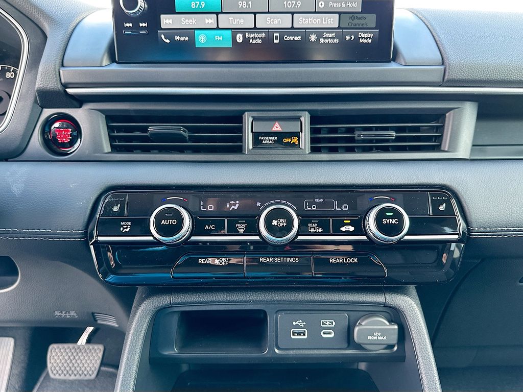 Thumbnail: 2025 Honda Pilot - 13