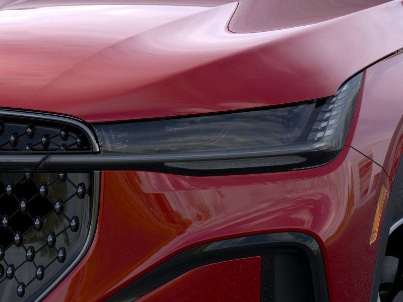 New 2026 Red Lincoln Premiere image 18