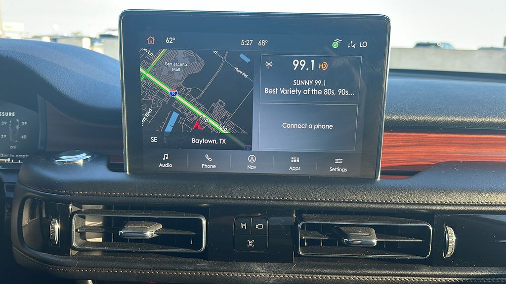 2023 Lincoln Aviator Reserve Silver at Gullo Toyota