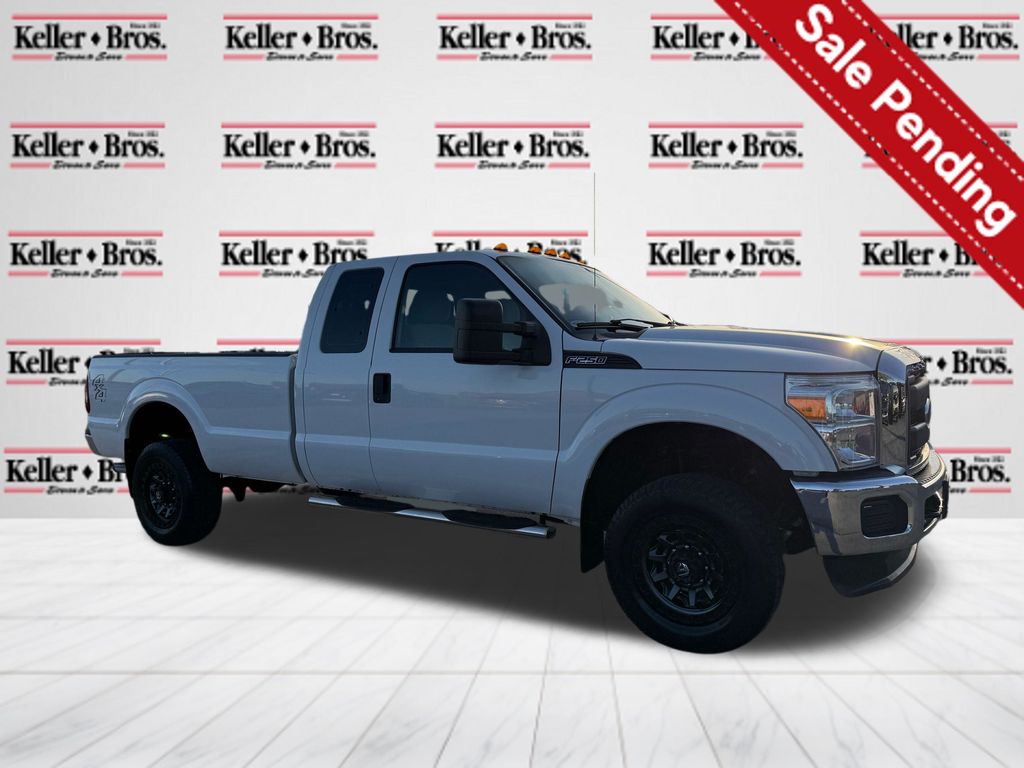 Oxford White 2016 Ford F-250 Super Duty XL SuperCab 4WD Pickup Truck Four-Wheel Drive 6-Speed Automatic