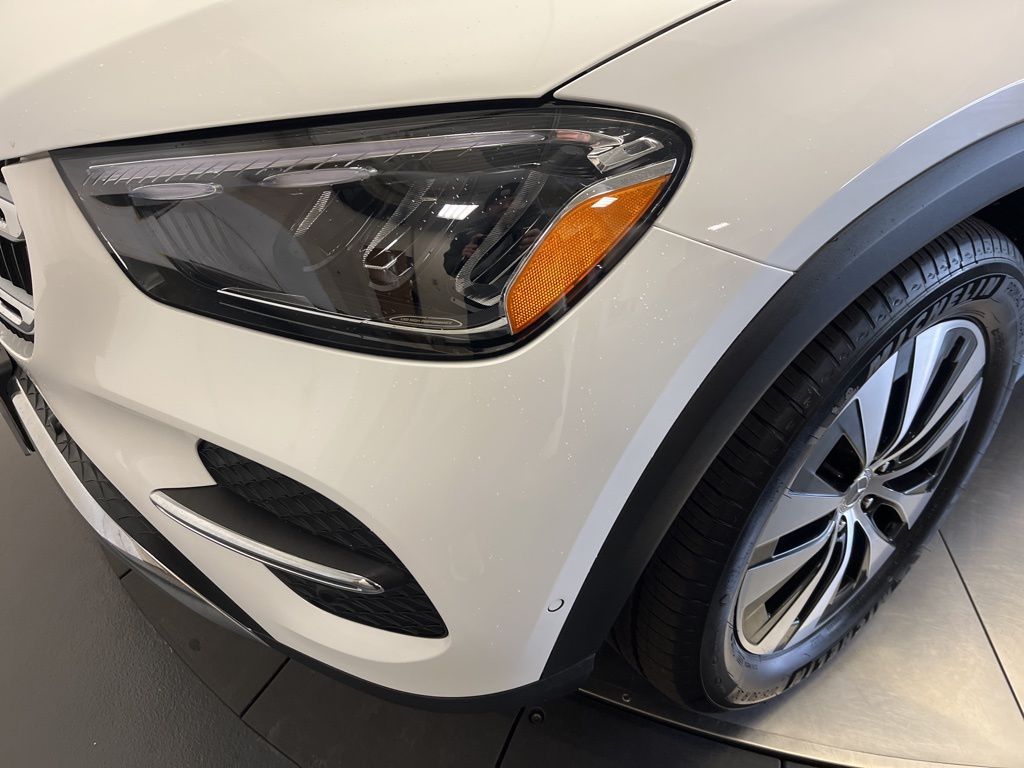 Thumbnail: 2025 Mercedes-Benz GLE - 9