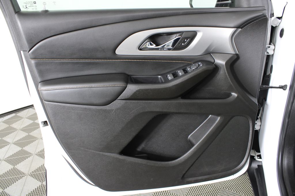 Used 2021 Chevrolet Traverse for sale in 