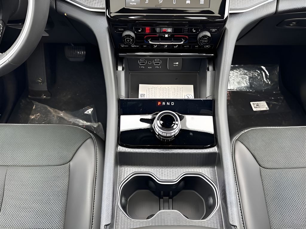 2025 Jeep Grand Cherokee L