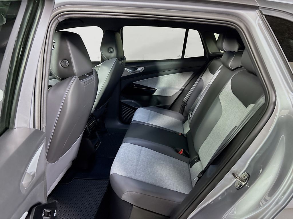 2025 Volkswagen ID.4 Pro