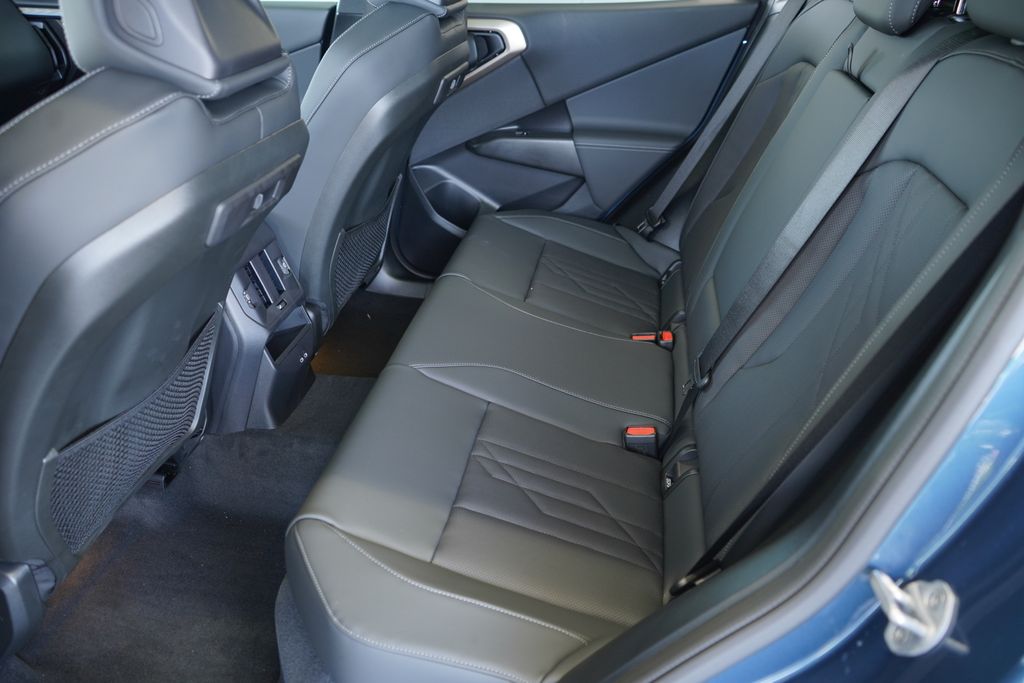 Thumbnail: 2025 BMW X3 - 19