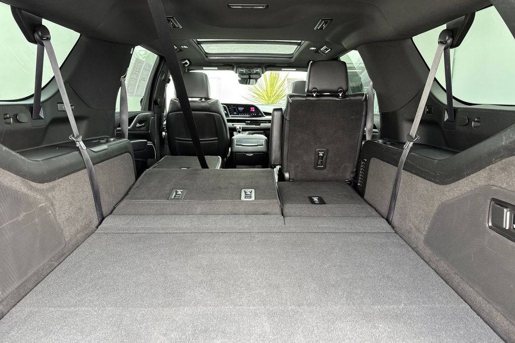 used 2023 Cadillac Escalade ESV car, priced at $74,962