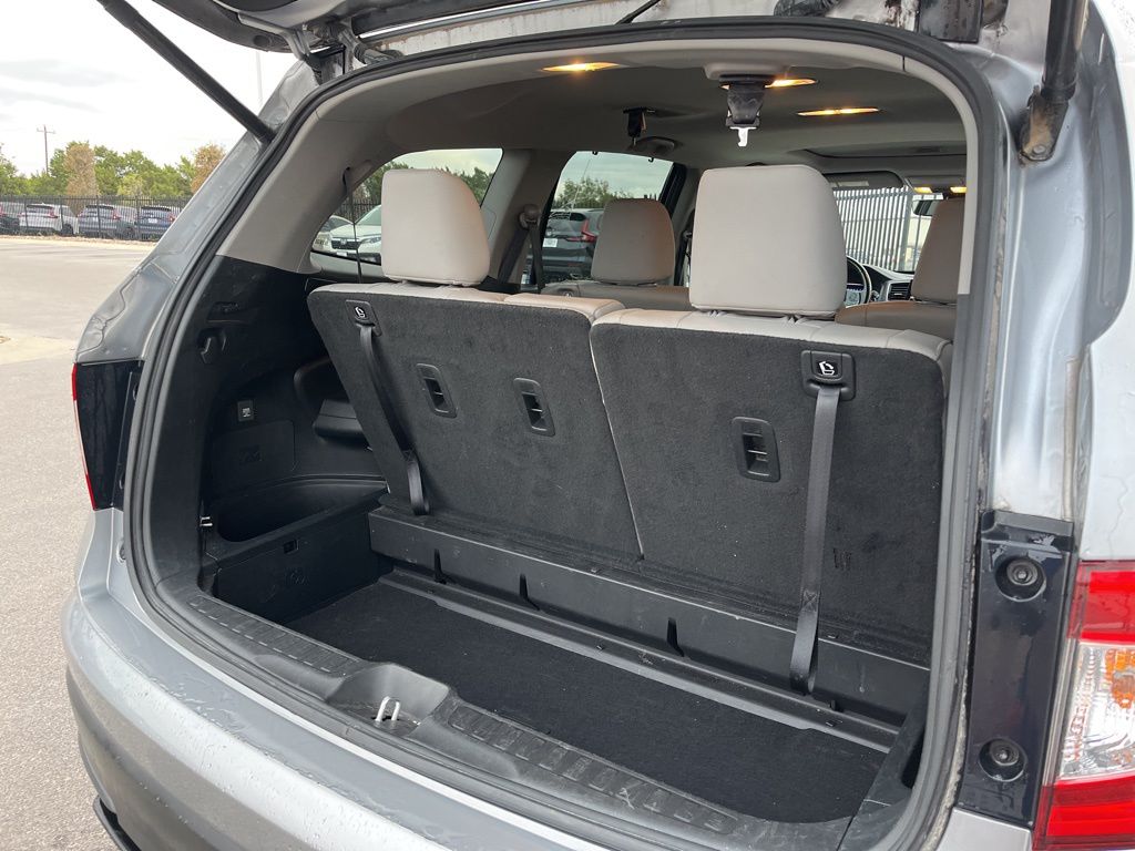 Thumbnail: 2022 Honda Pilot - 10