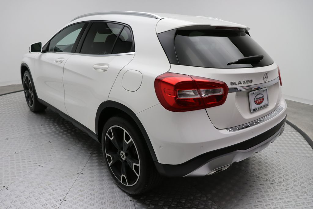 2020 Mercedes-Benz GLA 250 11