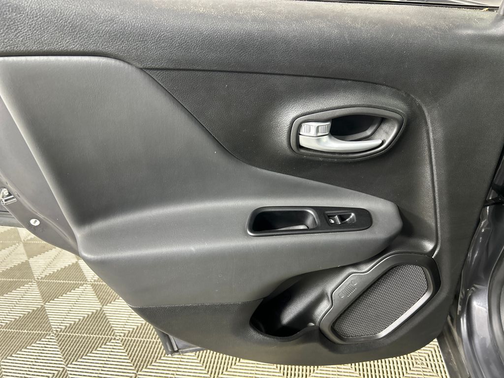 Certified Used 2023 Gray Jeep Limited image 16