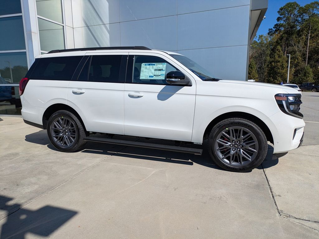 2025 Ford Expedition Platinum