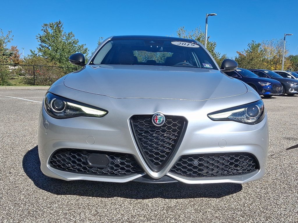 Thumbnail: 2019 Alfa Romeo Giulia - 2