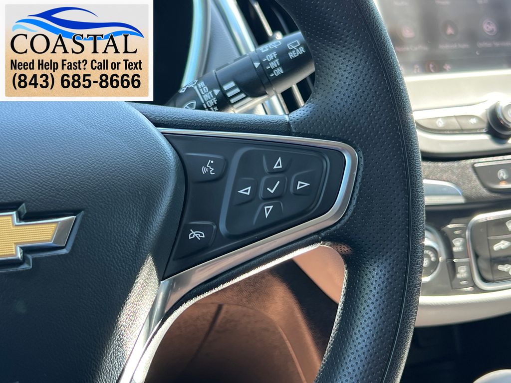 2023 Chevrolet Equinox LS White at Matthews Motors of Wilmington