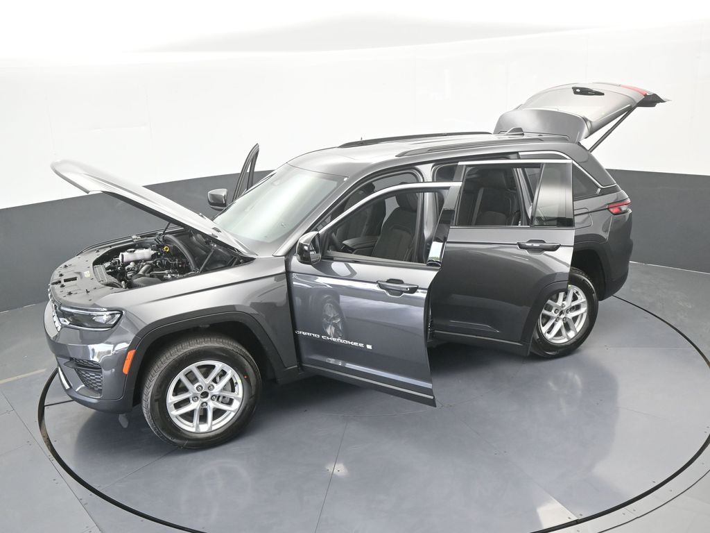 New 2026 Baltic Gray Metallic Clearcoat Jeep Laredo image 62