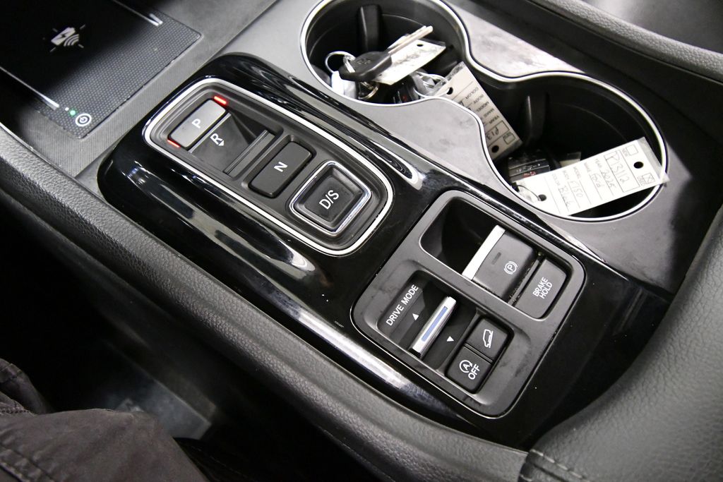 Used 2025 Honda Pilot SUV