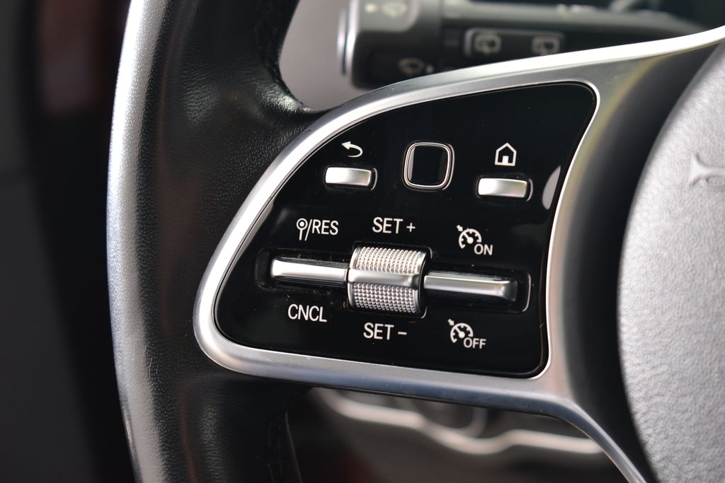 Thumbnail: 2022 Mercedes-Benz GLA - 20