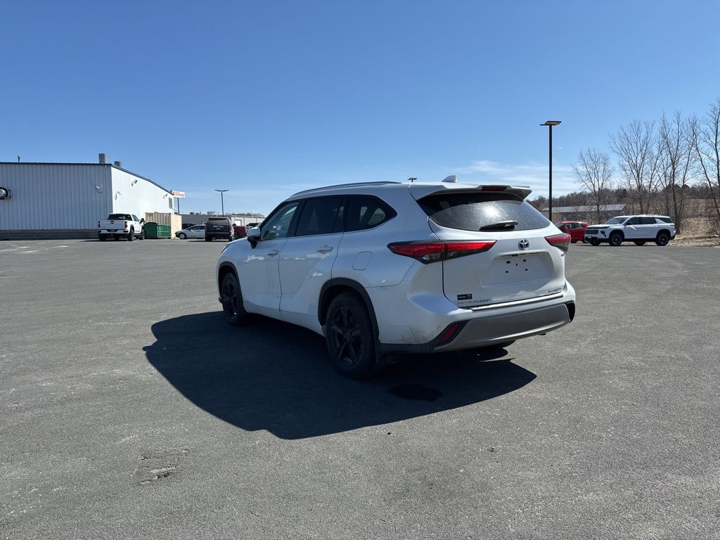 2022 Toyota Highlander Hybrid